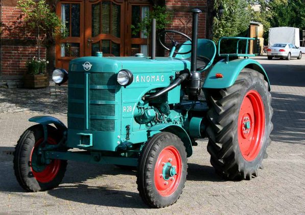 Hanomag R 28 - Baujahre 1951 bis 1953, Vierzylinder, 2.799 ccm, 28 PS Hanomag R 28 - Baujahre 1951 bis 1953, Vierzylinder, 2.799 ccm, 28 PS