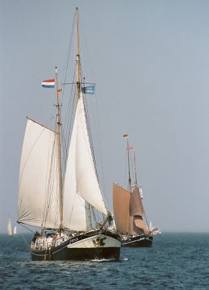 Hansesail Rostock - Windjammer-Romantik in der Warnemünder Bucht Hansesail Rostock - Windjammer-Romantik in der Warnemünder Bucht