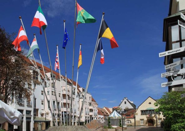 Place de la Mairie - der Rathausplatz in Colmar Place de la Mairie - der Rathausplatz in Colmar