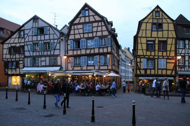 Place de l' Ancienne Douane - Colmar Place de l' Ancienne Douane - Colmar