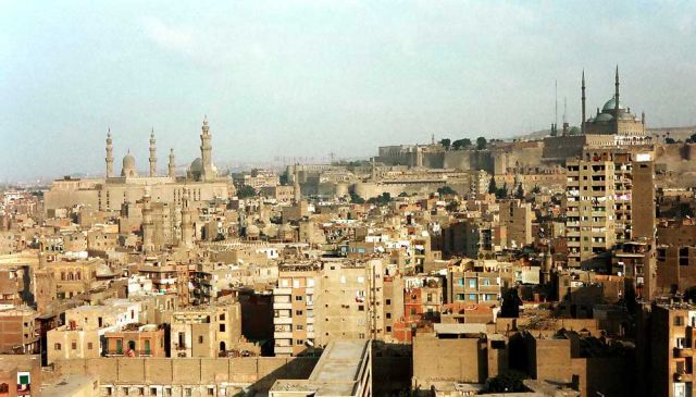 Blick vom Minarett der Ibn-Tulun-Moschee - Kairo und die Zitadelle von Saladin Blick vom Minarett der Ibn-Tulun-Moschee - Kairo und die Zitadelle von Saladin