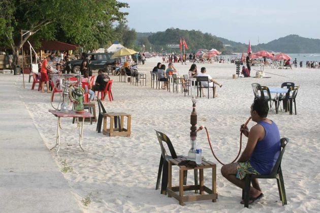 Abendstimmung am Cenai-Beach auf Langkawi