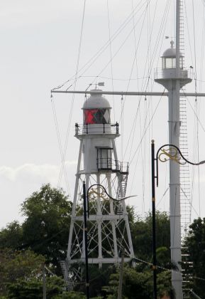 Flagstaff, the 1884 Lighthouse and Pernang Harbour Lighthouse - George Town, Penang Flagstaff, the 1884 Lighthouse and Pernang Harbour Lighthouse - George Town, Penang