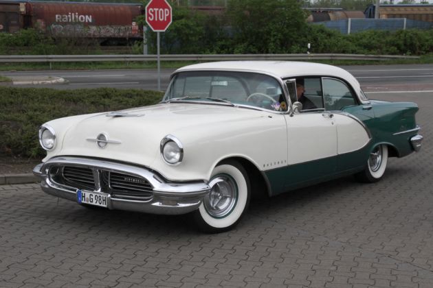 Oldsmobile Ninety-Eight Holiday - Baujahr 1956 Oldsmobile Ninety-Eight Holiday - Baujahr 1956