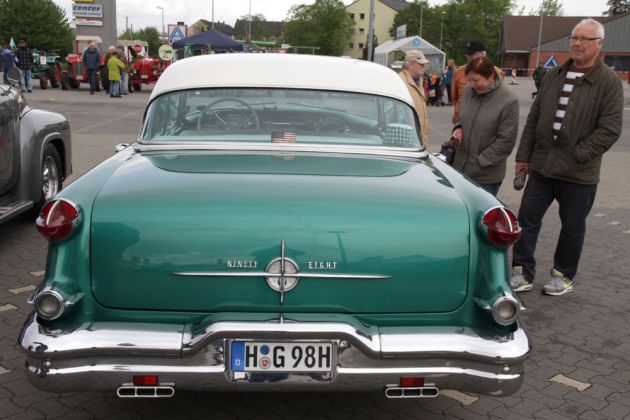Oldsmobile Ninety-Eight Holiday - Baujahr 1956 Oldsmobile Ninety-Eight Holiday - Baujahr 1956