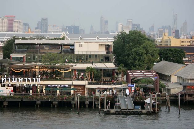 Tha Maharaj, Shoppingcenter und Pier am Chao Phraya Tha Maharaj, Shoppingcenter und Pier am Chao Phraya