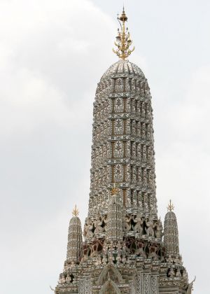 Bangkok, der gewaltige buddhistische Wat Arun Tempel westlichen Ufer des Chao Phraya Bangkok, der gewaltige buddhistische Wat Arun Tempel westlichen Ufer des Chao Phraya