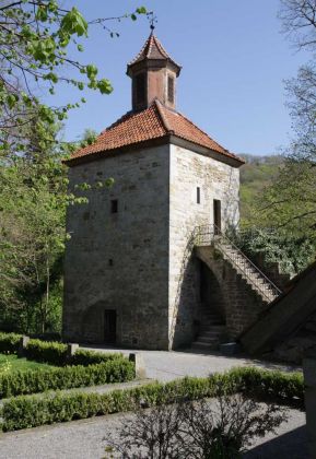 Die Schaumburg - Glockenturm, auch Gefängnisturm Kühner Henke 