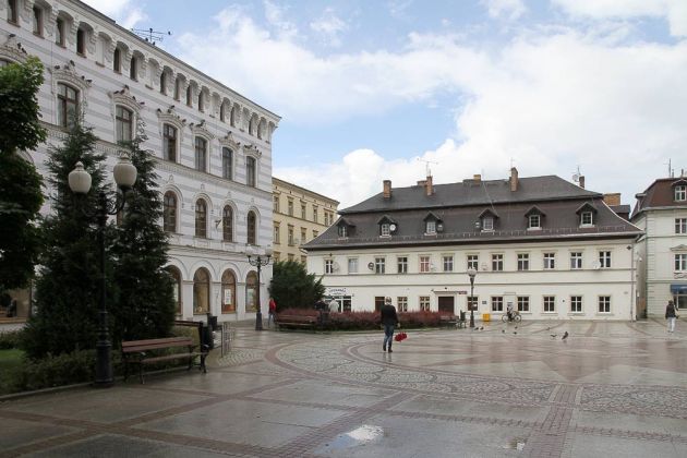 der Schlossplatz von Jelenia Góra Cieplice, Bad Warmbrunn