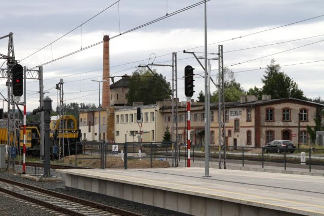 Das alte Bahnbetriebswerk am Hauptbahnhof von Jelenia Góra Das alte Bahnbetriebswerk am Hauptbahnhof von Jelenia Góra