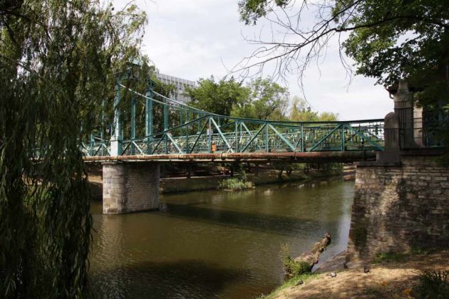 Die Groschenbrücke über den Mühlgraben - Opole, Oppeln in Oberschlesien Die Groschenbrücke über den Mühlgraben - Opole, Oppeln in Oberschlesien
