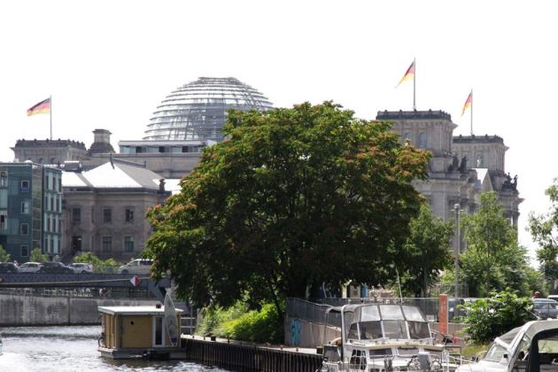 Das Reichstagsgebäude in Berlin Das Reichstagsgebäude in Berlin