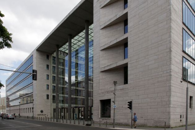 Das Auswärtige Amt der Bundesrepublik Deutschland am Werderschen Markt Das Auswärtige Amt der Bundesrepublik Deutschland am Werderschen Markt