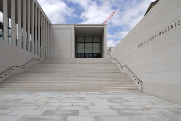 James-Simon-Galerie - Eingangsgebäude und Besucherzentrum der Museumsinsel, Berlin James-Simon-Galerie - Eingangsgebäude und Besucherzentrum der Museumsinsel, Berlin