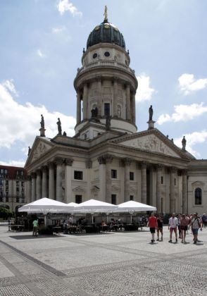 Der Deutsche Dom am Gendarmenmarkt - Berlins Mitte Der Deutsche Dom am Gendarmenmarkt - Berlins Mitte