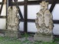 Historische Grabsteine an der Friedenskirche in Świdnica, Schweidnitz, Niederschlesien