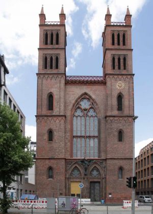 Die Friedrichswerdersche Kirche - das Schinkel-Museum am Werderschen Markt in Berlin-Mitte Die Friedrichswerdersche Kirche - das Schinkel-Museum am Werderschen Markt in Berlin-Mitte