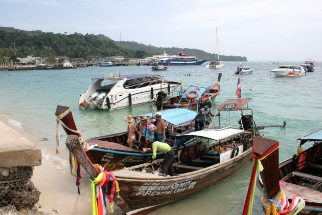 Die Ton Sai Bay auf Ko Phi Phi Don Die Ton Sai Bay auf Ko Phi Phi Don
