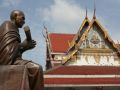 Der Wat Rakhang Tempel in Bangkok, die Skulptur des Mönches Somdej Toh Buddha
