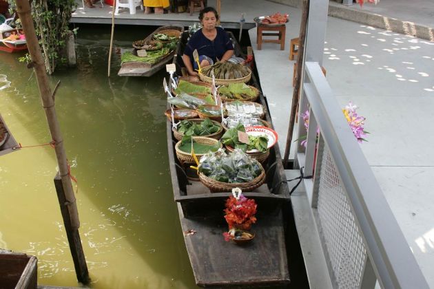 Auf dem Taling Chan Floating Market in Bangkok - Thailand Auf dem Taling Chan Floating Market in Bangkok - Thailand