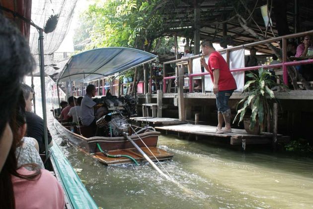 Auf dem Taling Chan Floating Market in Bangkok - Thailand Auf dem Taling Chan Floating Market in Bangkok - Thailand
