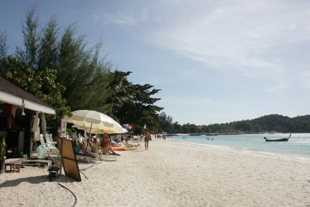 Am Pattaya Beach von Ko Lipe - Andaman Sea Am Pattaya Beach von Ko Lipe - Andaman Sea