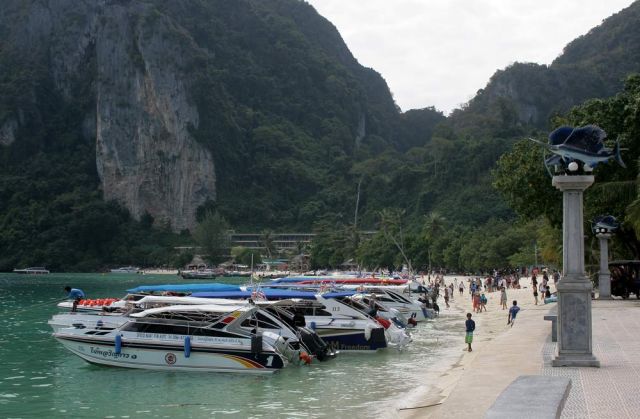 Die Ton Sai Bay auf Ko Phi Phi Don Die Ton Sai Bay auf Ko Phi Phi Don
