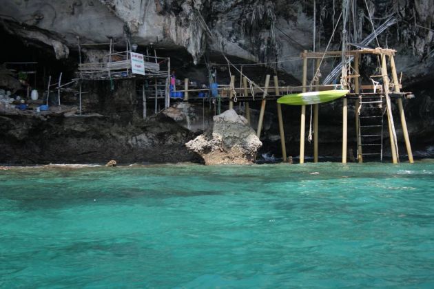 Die Viking Cave, eine Kalksteinhöhle mit Schwalbennestern zum Export nach China - Ko Phi Phi Leh Die Viking Cave, eine Kalksteinhöhle mit Schwalbennestern zum Export nach China - Ko Phi Phi Leh