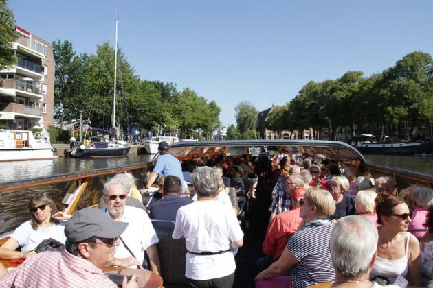 Grachtenrundfahrt rund um die Altstadt von Groningen Grachtenrundfahrt rund um die Altstadt von Groningen