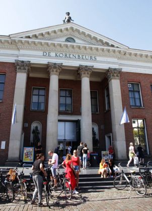 Groningen, Korenbeurs - die frühere Kornbörse am Vismarkt Groningen, Korenbeurs - die frühere Kornbörse am Vismarkt