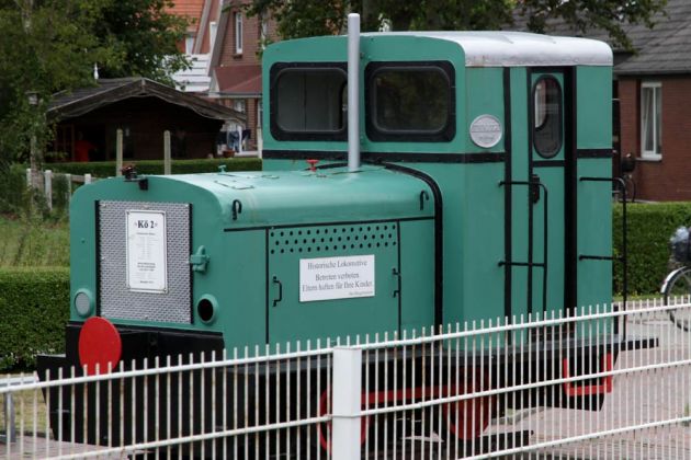 Kö 2 – die  Deutz-Denkmal-Lok  vom Typ OMZ 122 des Baujahres 1937 am Inselbahnhof Langeoog