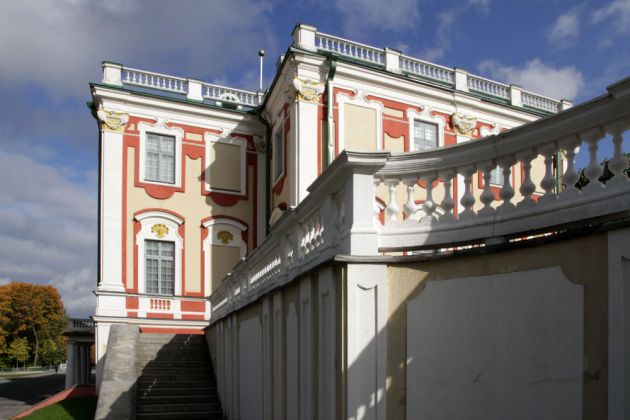 Das barocke Schloss Kadriorg, Kadrioru loss, des Baujahres 1718 - der frühere Sommersitz des Zars Peter des Grossen Das barocke Schloss Kadriorg, Kadrioru loss, des Baujahres 1718 - der frühere Sommersitz des Zars Peter des Grossen