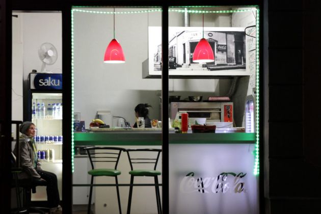 Ein Imbiss in den Altstadt-Gassen Tallinns Ein Imbiss in den Altstadt-Gassen Tallinns