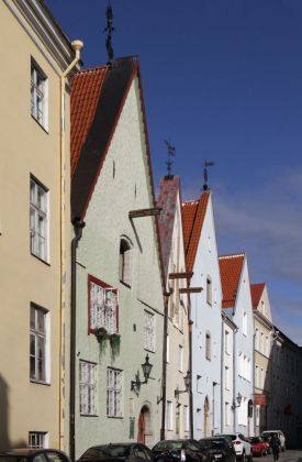 Historische Fassaden in der Rüütli, der Ritterstrasse