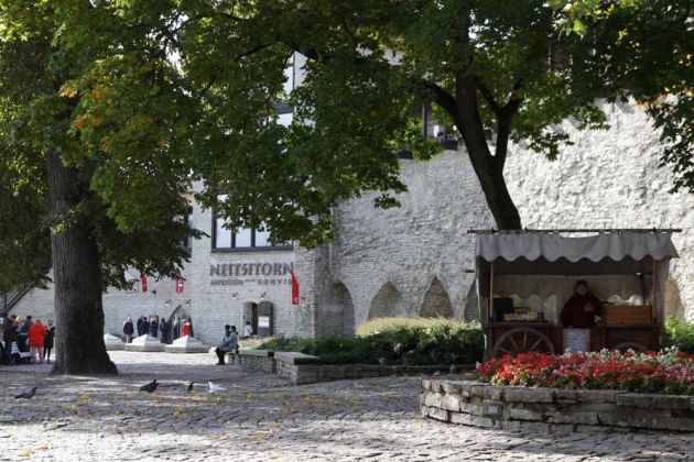 Im Garten des Dänischen Königs auf dem Domberg - Tallinn Im Garten des Dänischen Königs auf dem Domberg - Tallinn