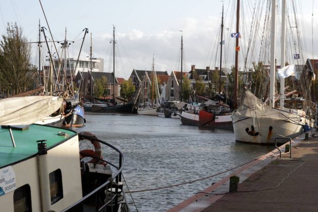 Historische Segler im Zuiderhaven - Harlingen, Friesland Historische Segler im Zuiderhaven - Harlingen, Friesland