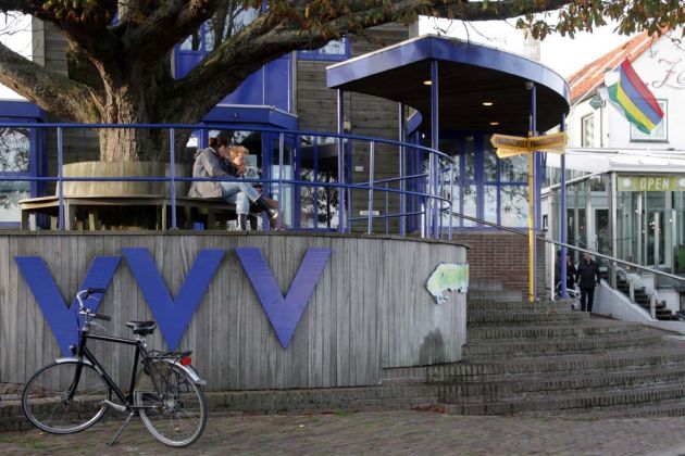 VVV, das Touristbüro an der Wilhelm Barentszkade in West-Terschelling VVV, das Touristbüro an der Wilhelm Barentszkade in West-Terschelling