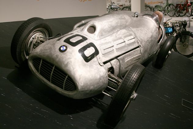 Der BMW-Formel 2 Rennwagen von Paul Greifzu, Baujahr 1951, im Fahrzeugmuseum Suhl Der BMW-Formel 2 Rennwagen von Paul Greifzu, Baujahr 1951, im Fahrzeugmuseum Suhl