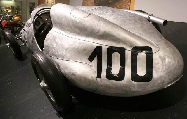 Der BMW-Formel 2 Rennwagen von Paul Greifzu, Baujahr 1951, im Fahrzeugmuseum Suhl Der BMW-Formel 2 Rennwagen von Paul Greifzu, Baujahr 1951, im Fahrzeugmuseum Suhl