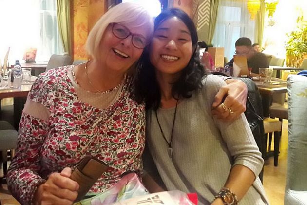 unsere supertolle mongolische Reiseleiterin Ulziidelger unsere supertolle mongolische Reiseleiterin Ulziidelger