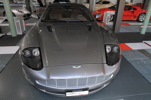 Aston-Martin DB 9 - Autobau Erlebniswelt, Romanshorn, Schweiz Aston-Martin DB 9 - Autobau Erlebniswelt, Romanshorn, Schweiz