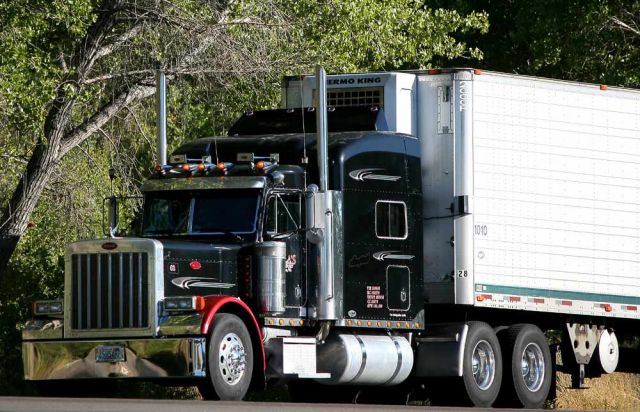US-Heavy Trucks oder Tractor-Trailer - Class 8