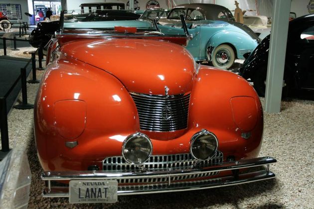 Chrysler Newport, Dual Cowl Phaeton Chrysler Newport, Dual Cowl Phaeton