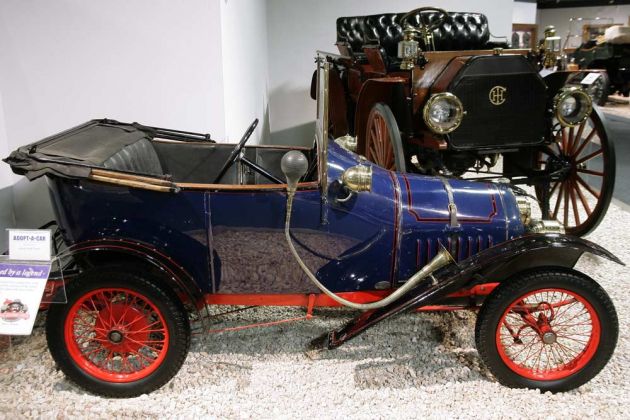 Peugeot Torpedo, Type BB - Baujahre 1912 bis 1913 - Vierzylinder, 855 ccm, 11 PS, 60 kmh Peugeot Torpedo, Type BB - Baujahre 1912 bis 1913 - Vierzylinder, 855 ccm, 11 PS, 60 kmh