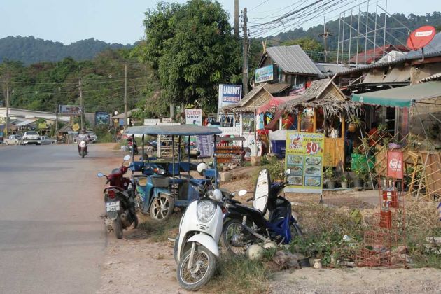 Village an der Phra Ae Road - Ko Lanta Village an der Phra Ae Road - Ko Lanta