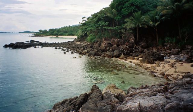 Buchten im Süden der Insel Ko Lanta an der Andamenensee Buchten im Süden der Insel Ko Lanta an der Andamenensee