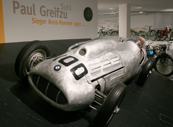 Der BMW-Formel 2 Rennwagen von Paul Greifzu, Baujahr 1951, im Fahrzeugmuseum Suhl Der BMW-Formel 2 Rennwagen von Paul Greifzu, Baujahr 1951, im Fahrzeugmuseum Suhl