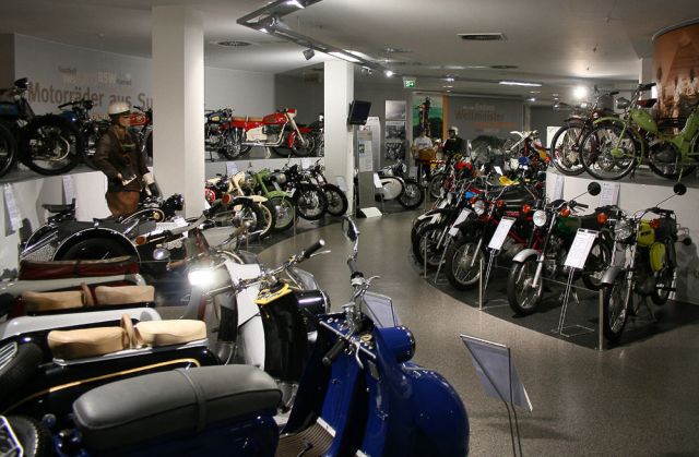 Fahrzeugmuseum Suhl - Motorrad-Ausstellung Fahrzeugmuseum Suhl - Motorrad-Ausstellung