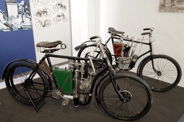 Motorrad Laurin & Klement - Motorradmuseum Schloss Augustusburg Motorrad Laurin & Klement - Motorradmuseum Schloss Augustusburg