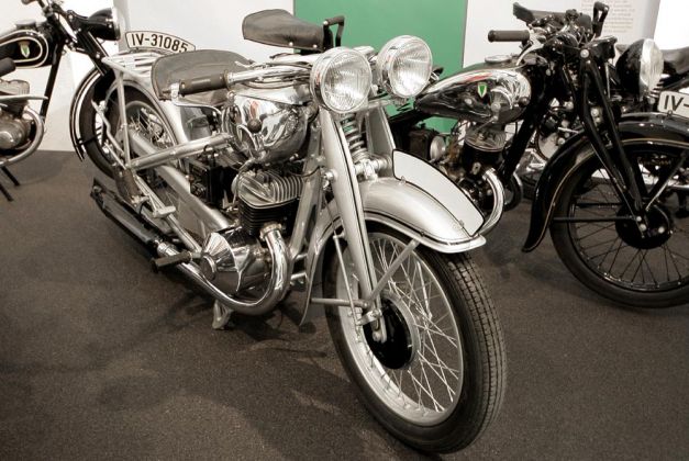 DKW-Motorrad RT 125-1, Baujahr 1940 - Motorradmuseum Schloss Augustusburg DKW-Motorrad RT 125-1, Baujahr 1940 - Motorradmuseum Schloss Augustusburg